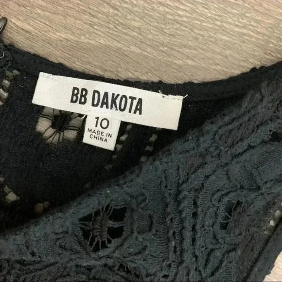 BB Dakota Renley Mini Dress Lace Fit & Flare Black Lace Cocktail Size 10 - Picture 10 of 16